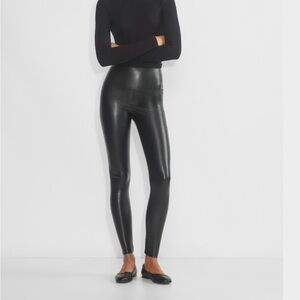 Aritzia Wilfred Free Daria Pant High Waisted UnReal Leather Leggings